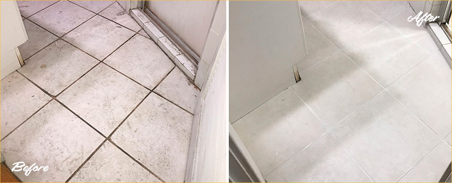 Before and After Picture of a Tile and Grout Cleaners in Lakeview, IL