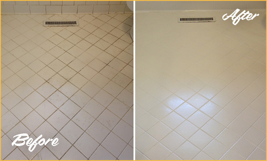 Before and After Picture of a Willow Springs White Bathroom Floor Grout Sealed for Extra Protection